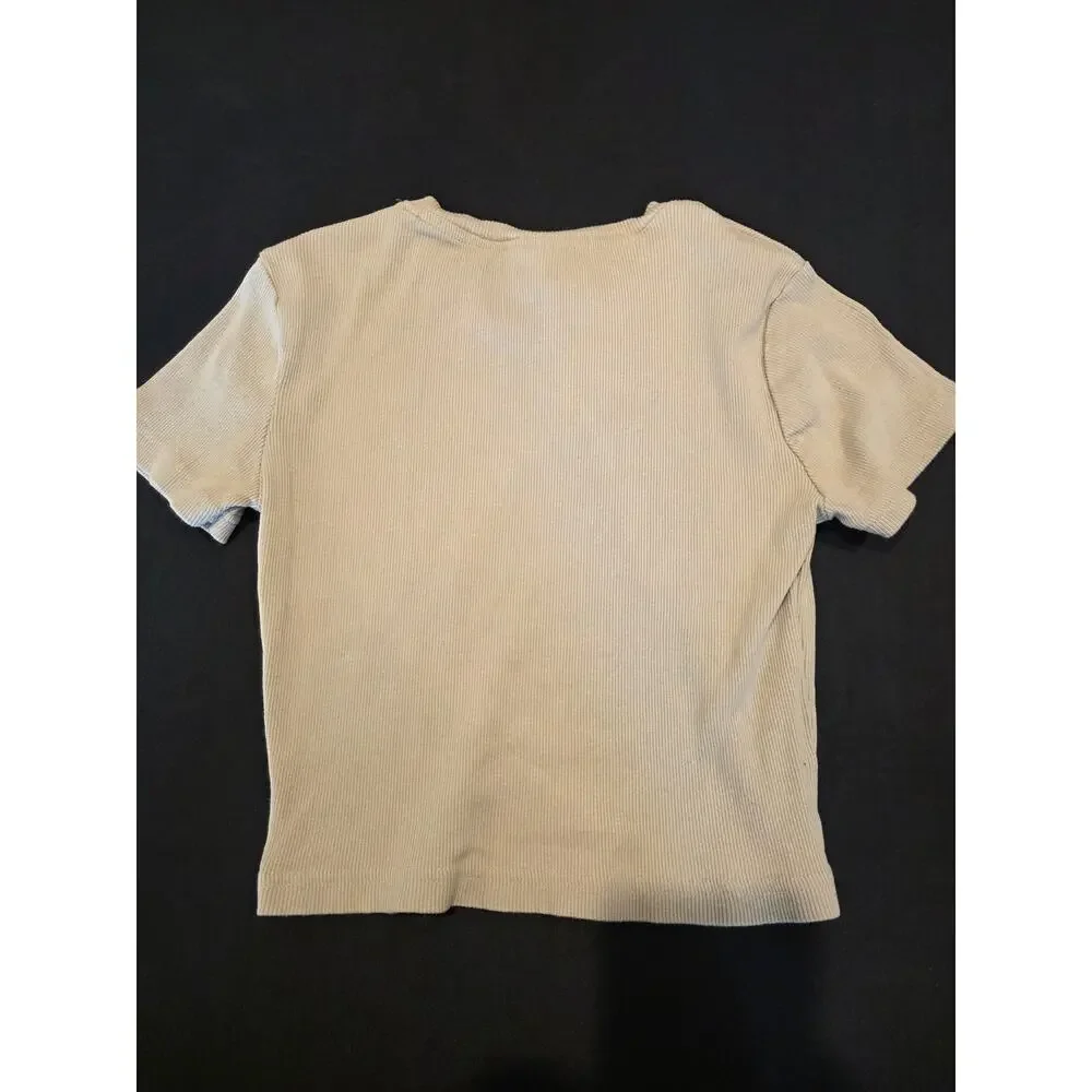 Real Essentials Kids shirt Size Small